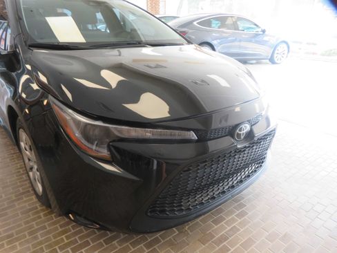 Used 2021 Toyota Corolla LE FWD image 54