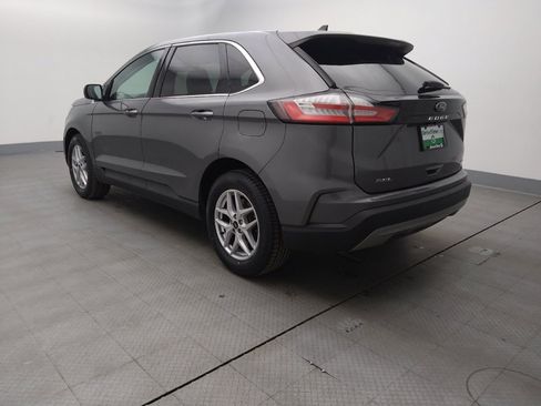 Used 2024 Ford Edge SEL image 5