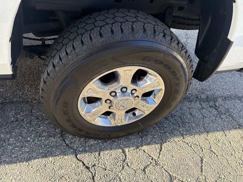 Used 2024 RAM 2500 Big Horn image 13