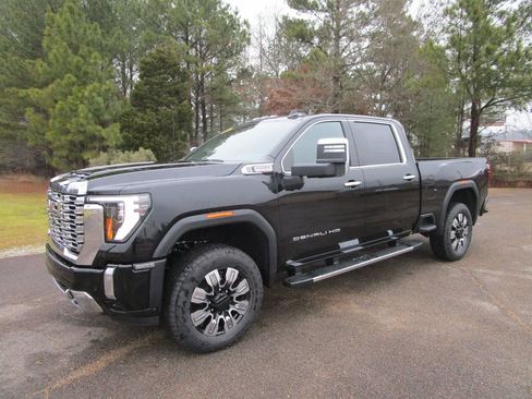 New 2026 GMC Sierra 2500 Denali w/ Denali Reserve Package image 1