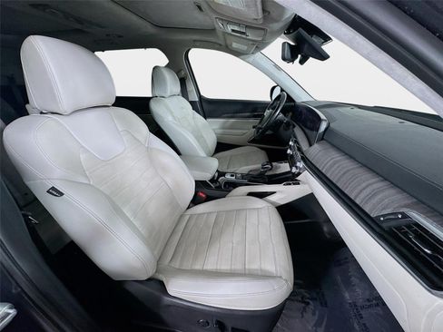 Certified 2024 Kia Telluride SX Prestige AWD/4WD image 31