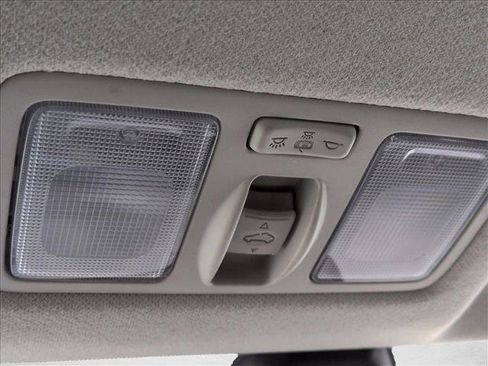 Used 2020 Hyundai Venue SEL w/ Convenience Package image 19