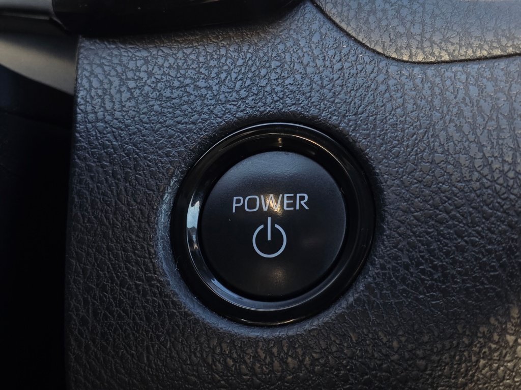 Used 2025 Toyota Camry LE FWD image 40