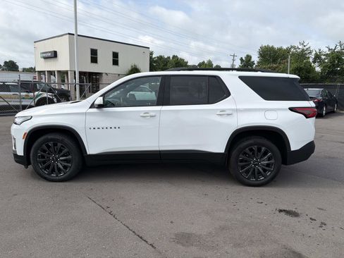 Certified 2023 Chevrolet Traverse RS FWD image 4