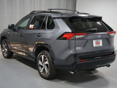 Used 2023 Toyota RAV4 SE w/ Weather & Moonroof Package image 6