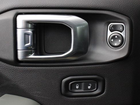 New 2026 Jeep Gladiator Mojave image 6