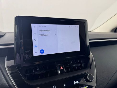 Used 2024 Toyota Corolla LE image 23