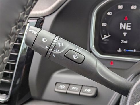 New 2026 GMC Sierra 3500 Denali w/ Denali Reserve Package image 27