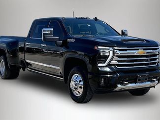 Used 2024 Chevrolet Silverado 3500 High Country w/ Technology Package AWD/4WD video 1