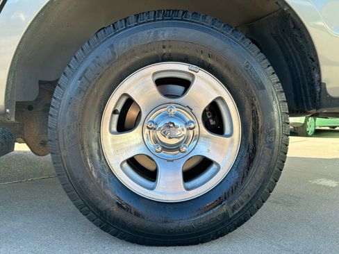 Used 1999 Ford Expedition XLT image 28