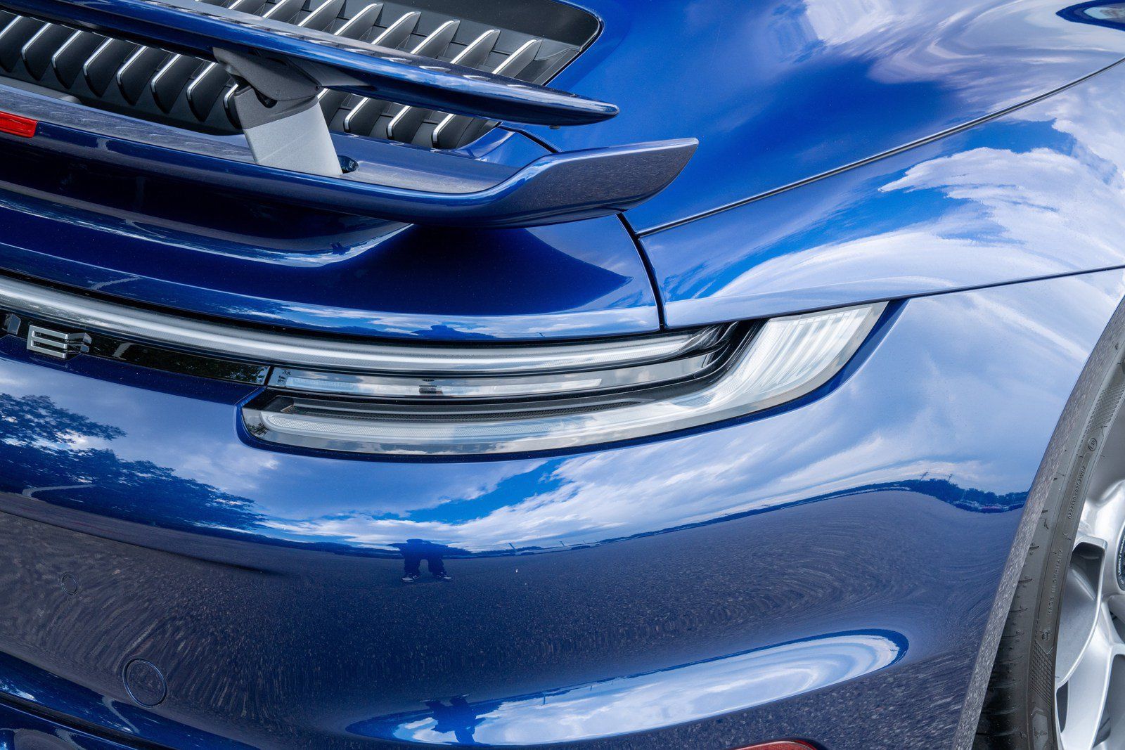 Certified 2025 Porsche 911 Turbo S AWD/4WD image 16