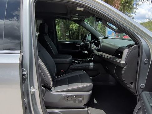 Used 2025 Chevrolet Tahoe Premier w/ Sun And Tow Package RWD image 18