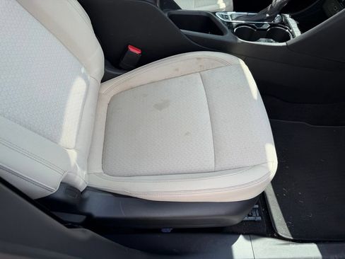 Used 2022 Buick Encore GX Select FWD image 18