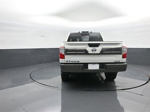 Used 2019 Nissan Titan Platinum Reserve w/ Platinum Utility Package image 6
