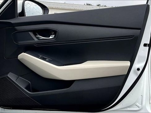 New 2025 Honda Accord LX image 25
