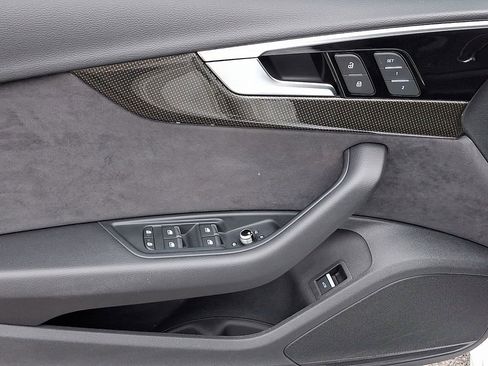 Used 2022 Audi S4 Premium image 18