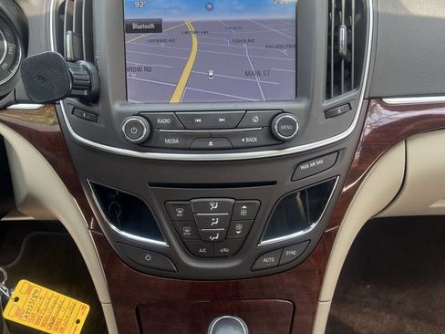 Used 2014 Buick Regal FWD image 14