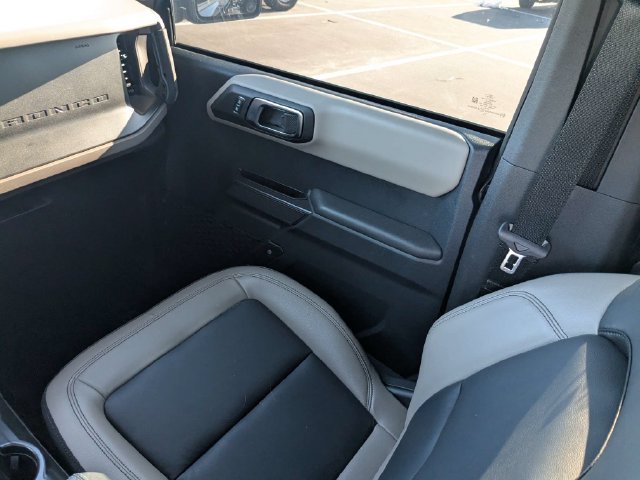 Used 2024 Ford Bronco Wildtrak AWD/4WD image 16