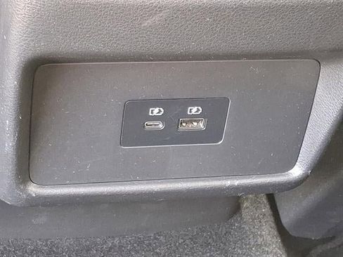 Certified 2021 Nissan Rogue SV image 43