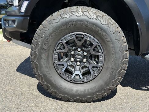 Used 2024 Ford F150 Raptor w/ Equipment Group 803A Raptor R AWD/4WD image 16