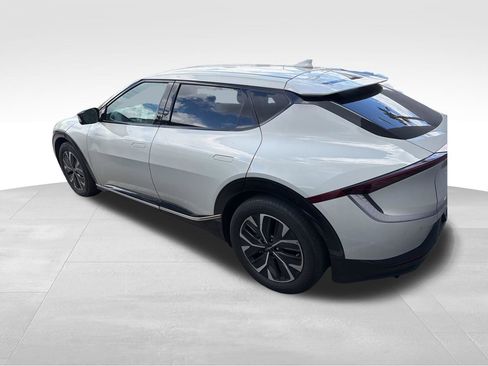 Used 2023 Kia EV6 Wind image 5