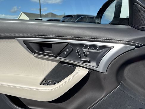 Used 2021 Jaguar F-TYPE R-Dynamic image 14