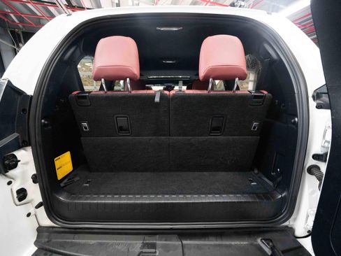 Used 2021 Lexus GX 460 Premium w/ Premium Package image 28