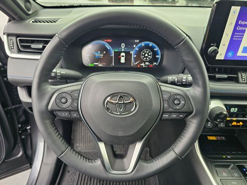 Used 2024 Toyota RAV4 XSE w/ Advanced Technology Package image 22