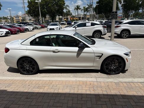 Used 2020 BMW M4 Convertible w/ Competition Package RWD image 4