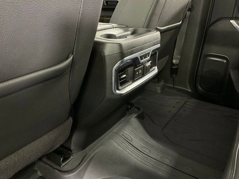 Used 2021 GMC Sierra 2500 Denali w/ Denali Ultimate Package image 18