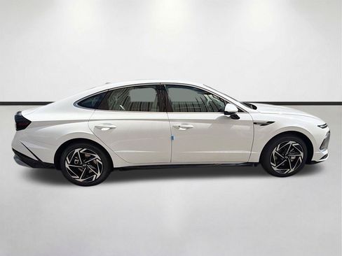 New 2026 Hyundai Sonata SEL image 2