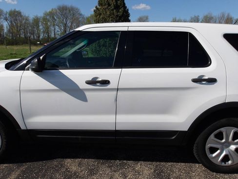 Used 2014 Ford Explorer 4WD Police Interceptor w/ Ready For The Road Package image 29