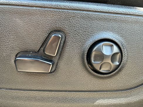 Used 2019 RAM 1500 Big Horn AWD/4WD image 15