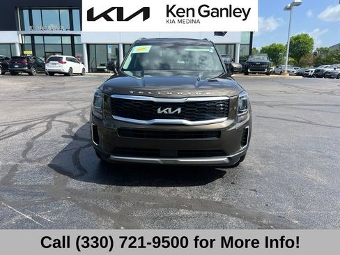 Certified 2022 Kia Telluride S AWD/4WD image 4