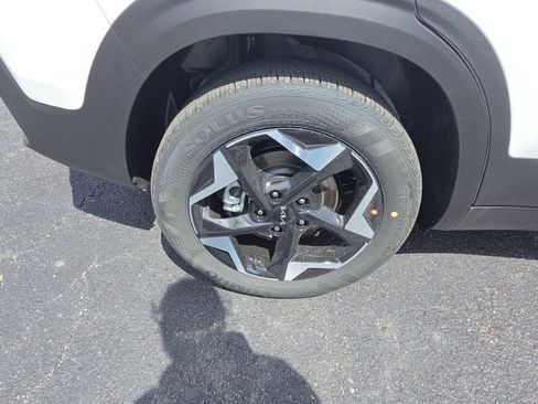 New 2026 Kia Seltos S AWD/4WD image 9