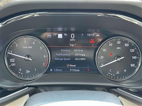 Used 2023 Buick Envision Avenir image 29