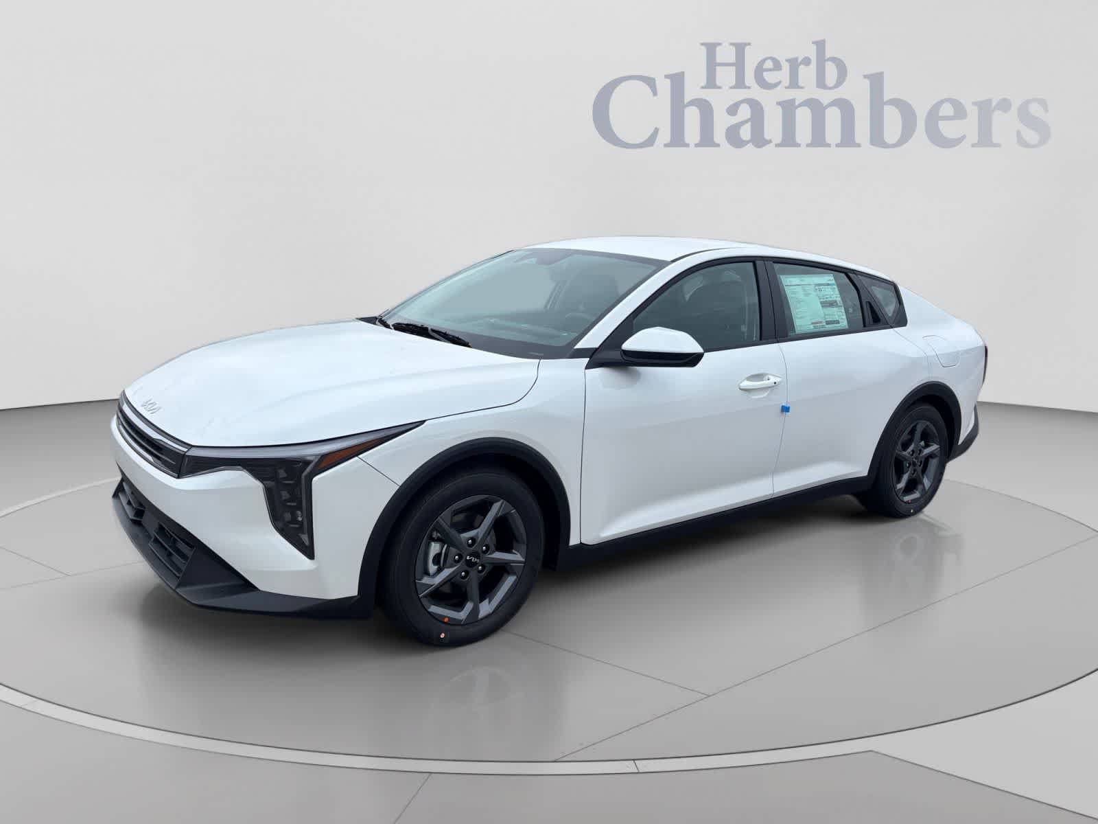 New 2026 Kia K4 FWD image 3