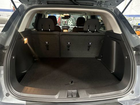 Certified 2022 Chevrolet TrailBlazer LT w/ Driver Confidence Package image 12