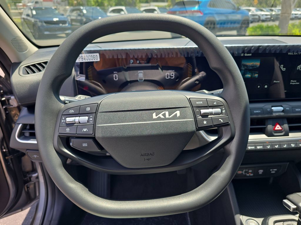 New 2026 Kia K4 FWD image 28