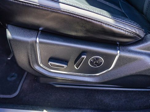 Certified 2017 Ford F250 Platinum w/ Platinum Ultimate Package image 23