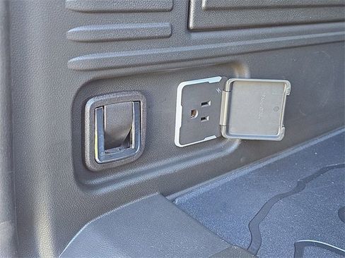 New 2026 GMC Hummer EV SUV image 35