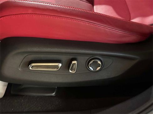 Used 2025 Acura ADX A-Spec image 15