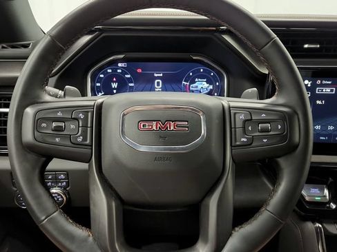 Used 2024 GMC Sierra 1500 AT4 w/ Technology Package AWD/4WD image 20