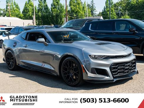 Used 2019 Chevrolet Camaro SS RWD image 1