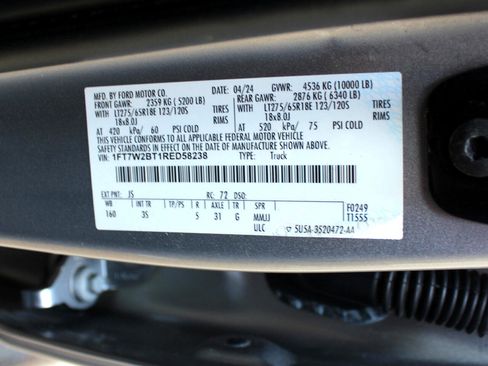 Used 2024 Ford F250 XLT image 41