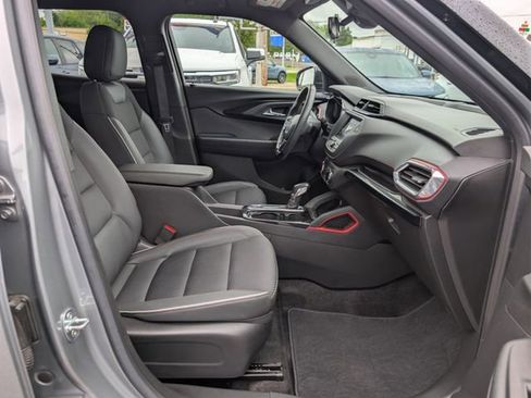Used 2023 Chevrolet TrailBlazer RS AWD/4WD image 12
