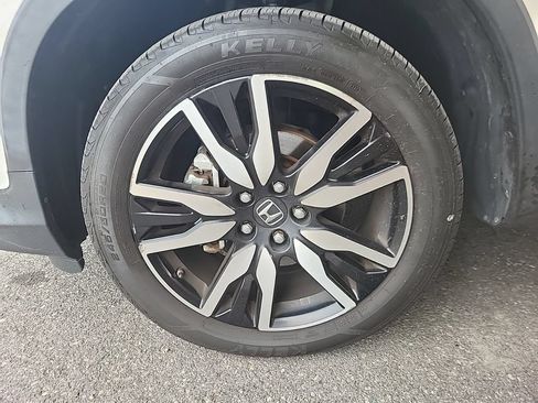 Used 2019 Honda Pilot Elite image 8