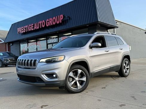 Used 2020 Jeep Cherokee Limited image 19