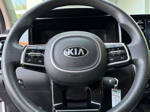 Used 2021 Kia Sorento LX AWD/4WD image 24