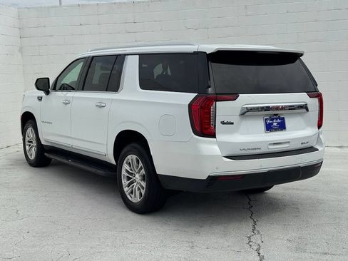 Used 2024 GMC Yukon XL SLT AWD/4WD image 10